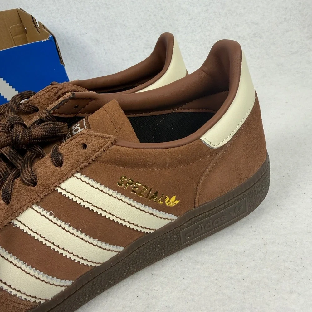 Adidas Handball Spezial Sneakers Mens US 9 UK 8.5 Suede Gum Sole Brown KJ6016